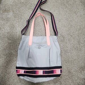 lululemon athletica tote bag